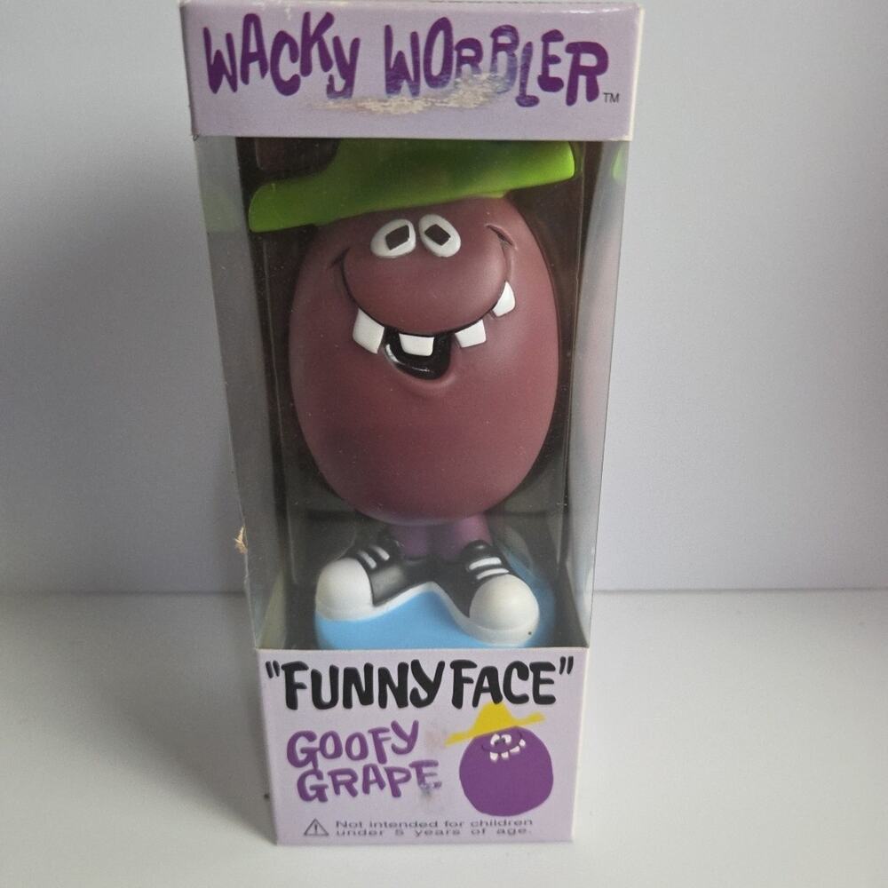 Funko Funny Face Goofy Grape Wacky Wobbler Bobble Head
